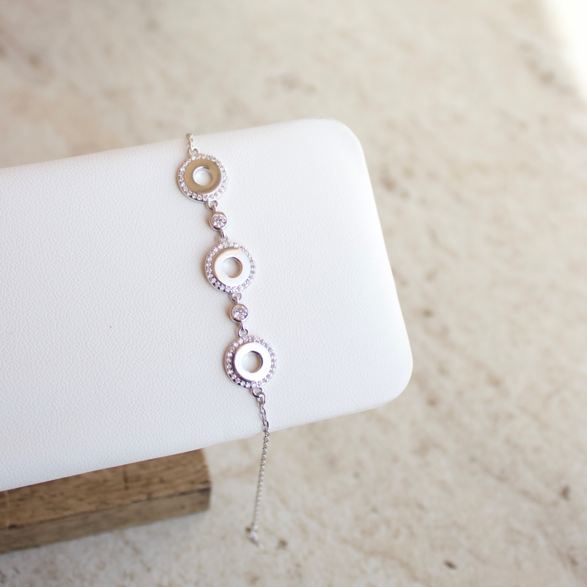 Bracelet