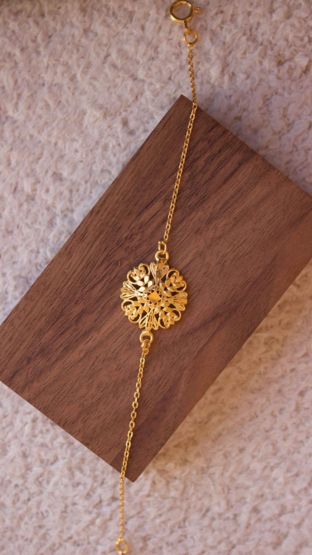 Bracelet