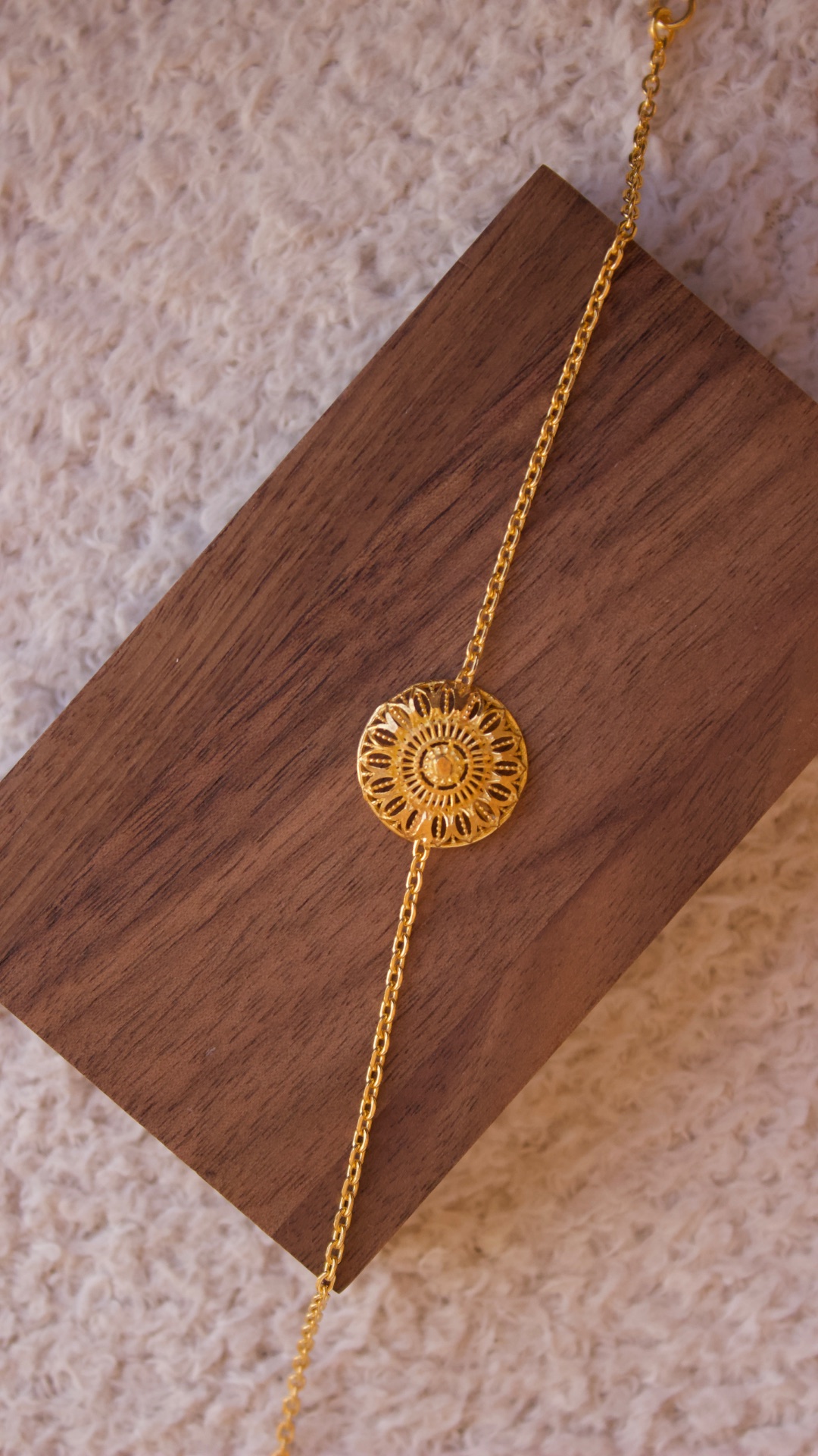 Bracelet