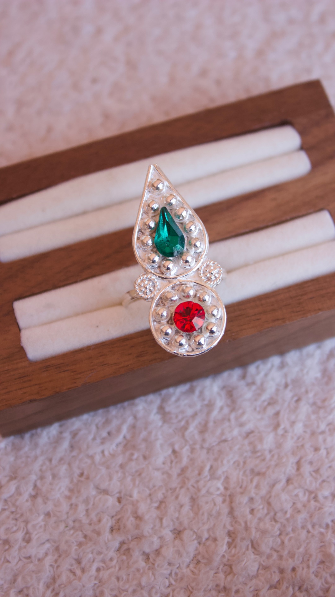 Ring