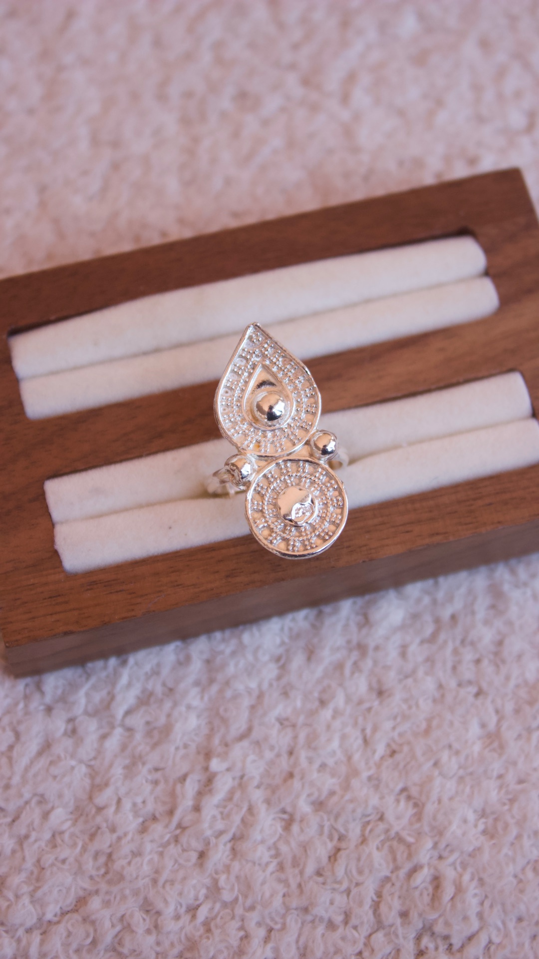Ring