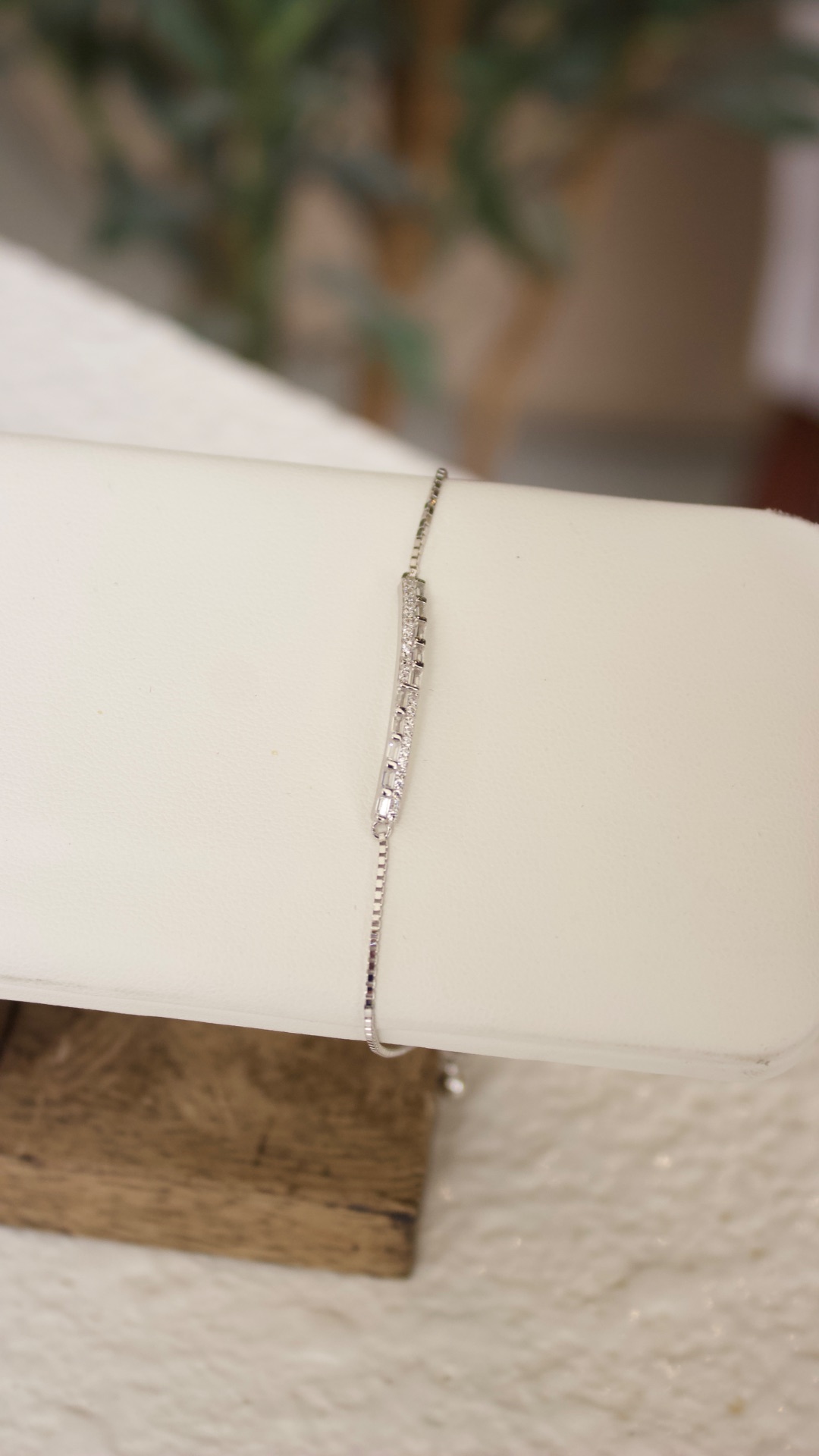 Bracelet
